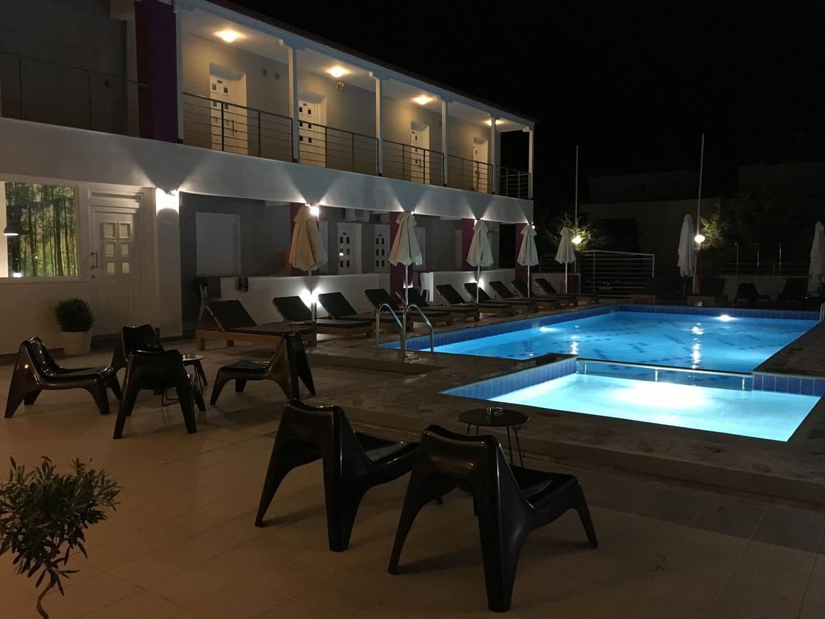 Philoxenia Earia Aparthotel Vrasná Exterior foto